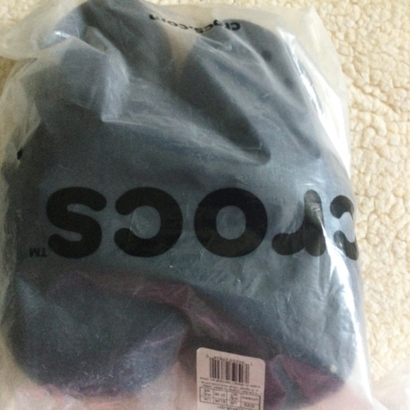 CROCS Furever Crush Classic fur lined Clog ( NEW w/Tags & Bag ) - Picture 13 of 13